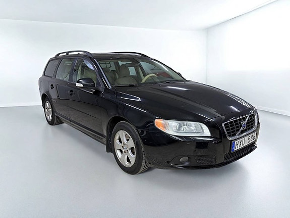 Volvo V70 6 of 15