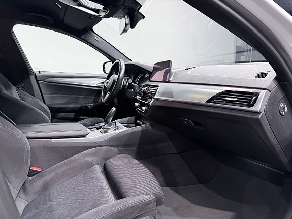 BMW 530i 8 of 12