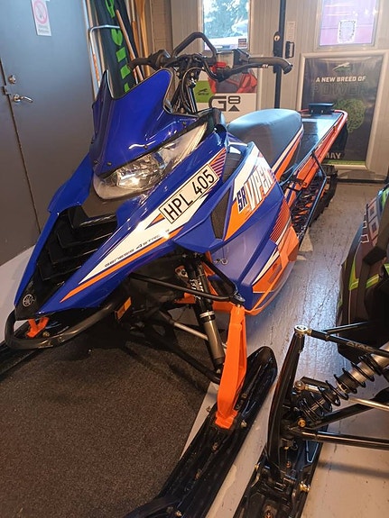 Yamaha Viper MTX 162" 2015