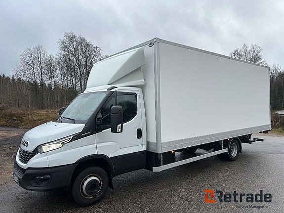 Skåpbil med bak-gavellyft Iveco Daily 72-180 Låga mil