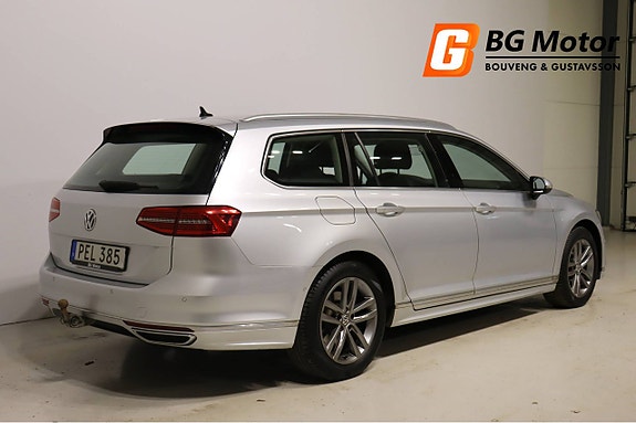 Volkswagen Passat 3 of 5