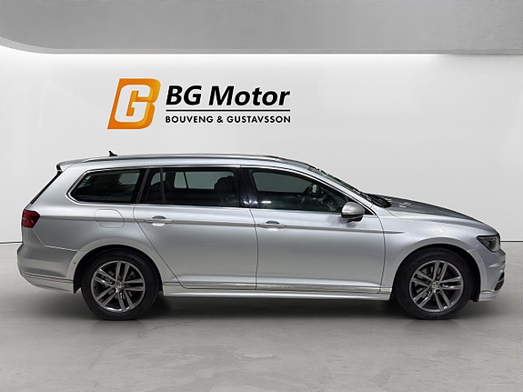 Volkswagen Passat 3 of 20
