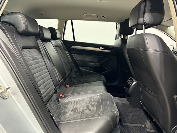 Volkswagen Passat 11 of 20