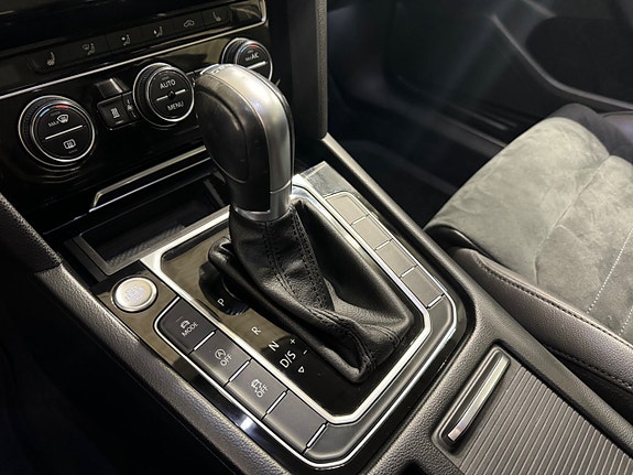 Volkswagen Passat 16 of 20