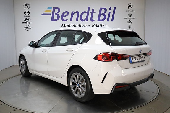 BMW 120 11 of 23