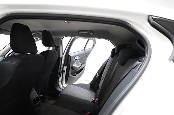 BMW 120 6 of 23