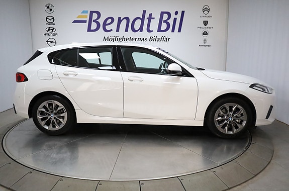 BMW 120 16 of 23