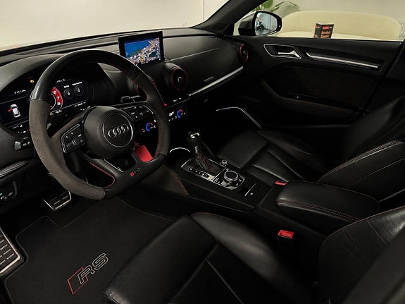 Audi RS3 15 of 23