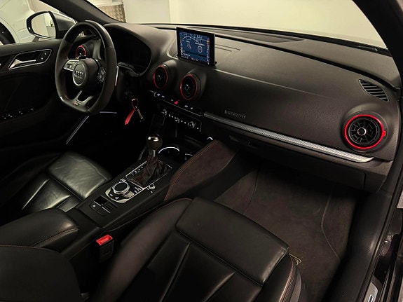 Audi RS3 19 of 23