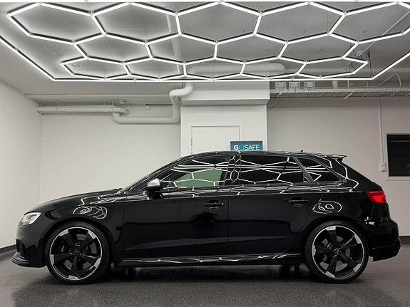 Audi RS3 2 of 22