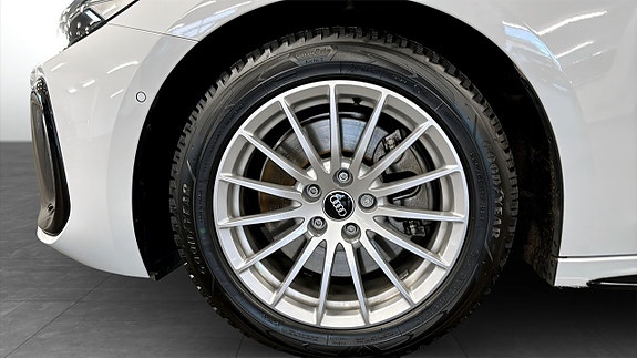 Audi A5 7 of 17
