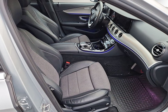 Mercedes-Benz E220 8 of 14