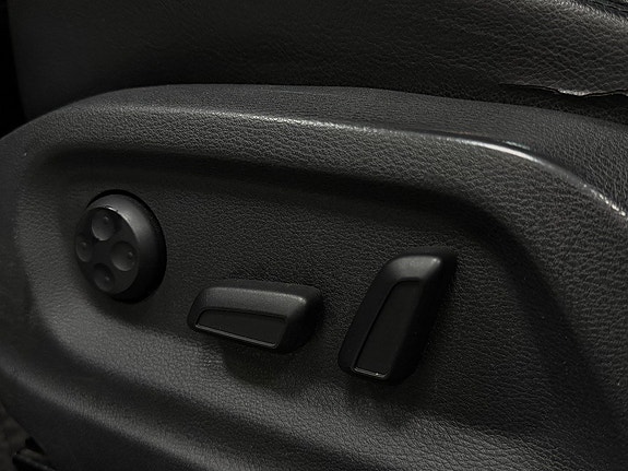 Volkswagen Tiguan 12 of 21