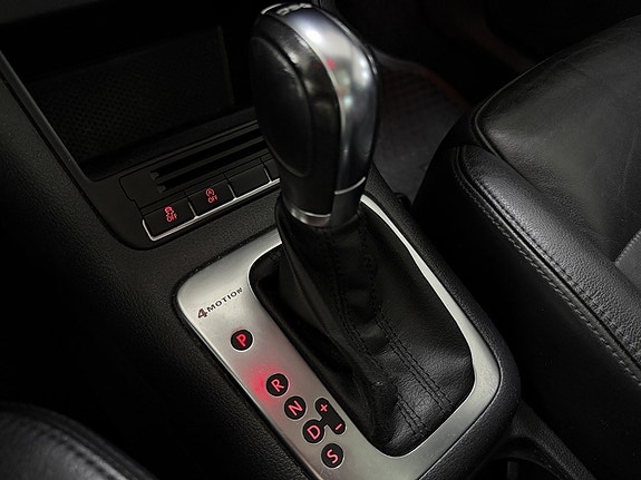 Volkswagen Tiguan 8 of 21