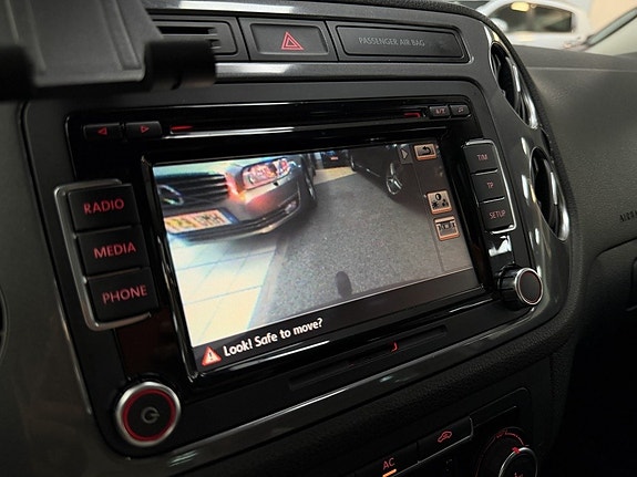 Volkswagen Tiguan 7 of 21