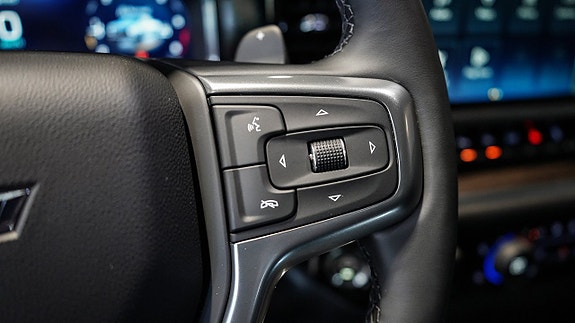 Chevrolet Silverado EV 23 of 24