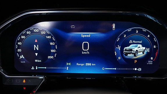 Chevrolet Silverado EV 14 of 24