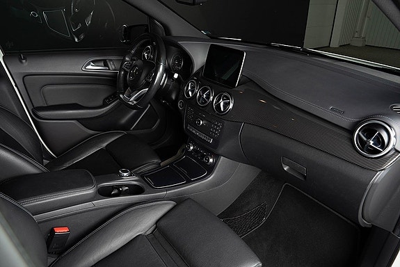 Mercedes-Benz B200 d 5 of 5