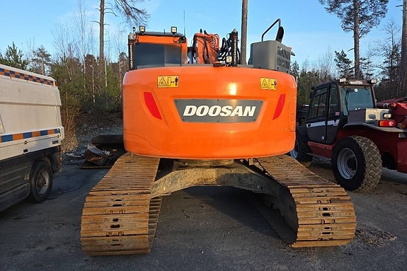 Doosan DX 235 LCR-5 Bandgrävare Short tail