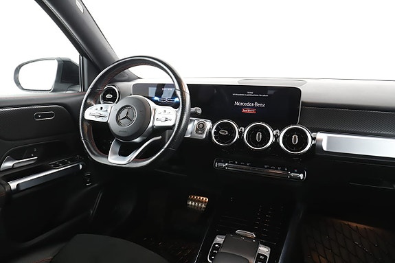 Mercedes-Benz GLB250+ 14 of 29