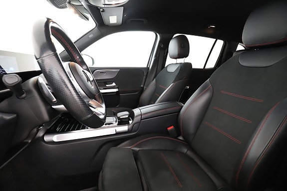 Mercedes-Benz GLB250+ 7 of 21