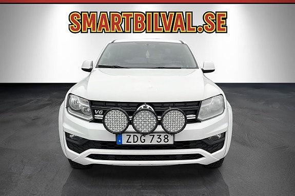 Volkswagen Amarok 2 of 16