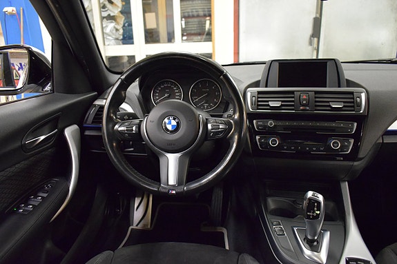 BMW 118d 7 of 14