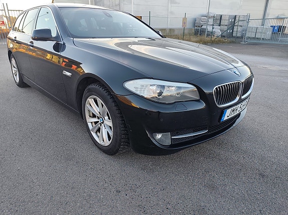 BMW 520d 24 of 30