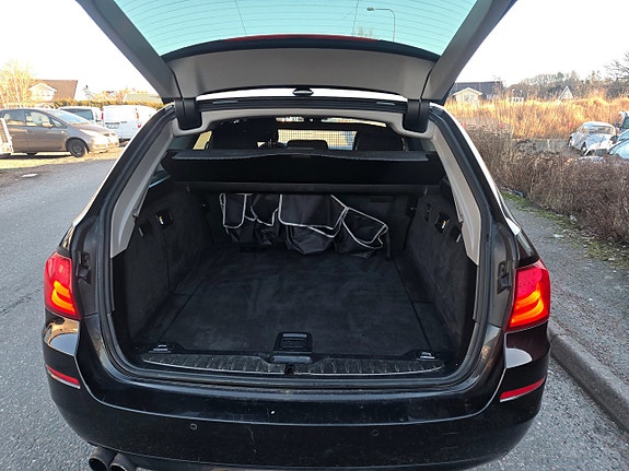 BMW 520d 16 of 30