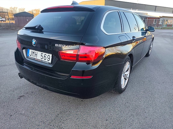 BMW 520d 30 of 30