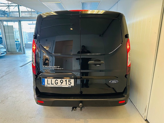 Ford Transit Connect 8 of 14