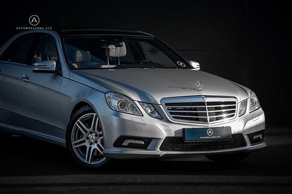 Mercedes-Benz E500 6 of 27
