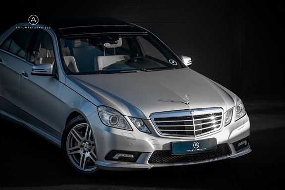 Mercedes-Benz E500 5 of 5