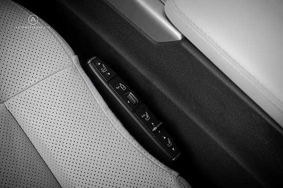 Mercedes-Benz E500 15 of 27