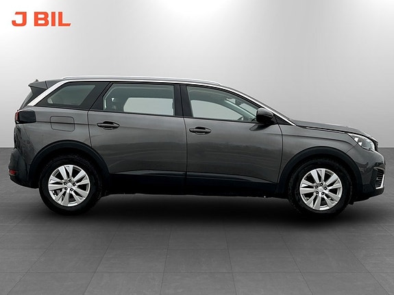 Peugeot 5008 14 of 17