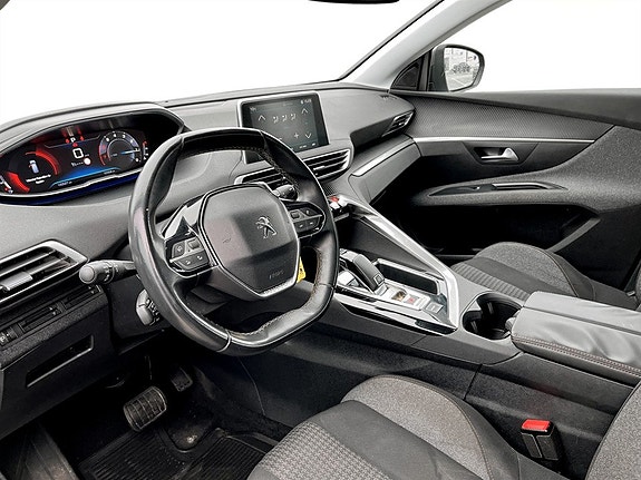 Peugeot 5008 4 of 5