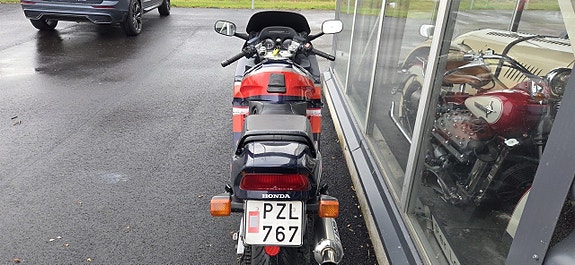Honda CBR1000 Röd Svart 7 of 11