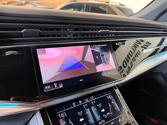 Audi Q8 13 of 26