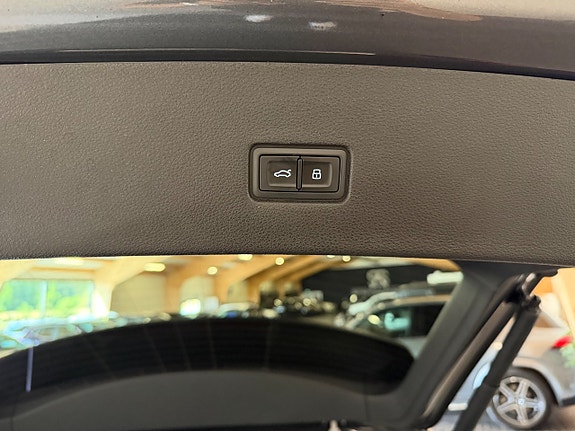 Audi Q8 21 of 26