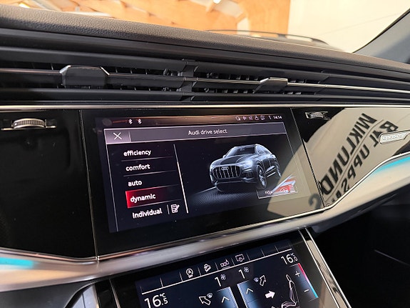 Audi Q8 16 of 26