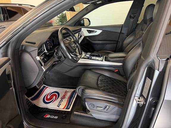 Audi Q8 5 of 26