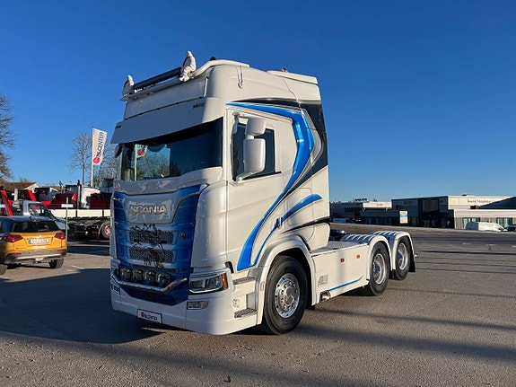 Scania R660 V8 6x4 Dragbil Tandem Lyftbar Axel