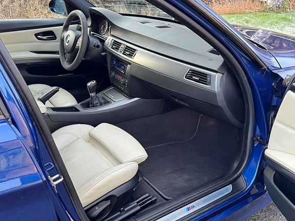 BMW 330xd 18 of 21