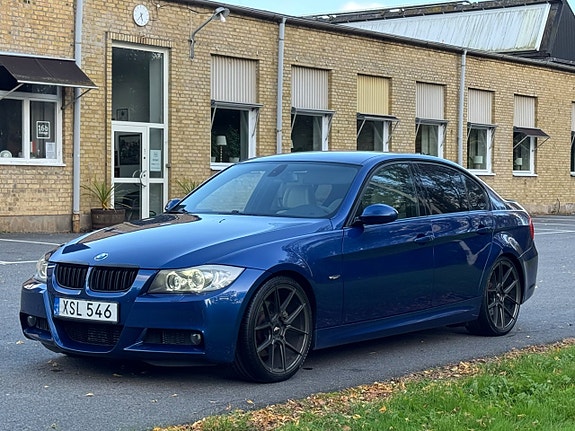 BMW 330xd 14 of 25