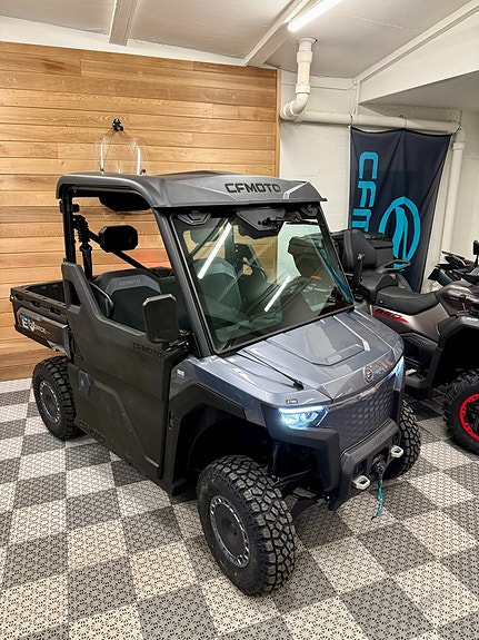 CFMOTO U6 EV Nyhet! Semi-hytt ingår, h-dörrar, fram/bakruta torkare 2 of 8
