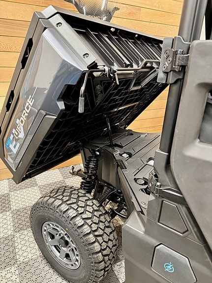 CFMOTO U6 EV Nyhet! Semi-hytt ingår, h-dörrar, fram/bakruta torkare 4 of 8