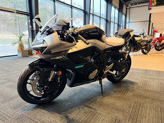 CFMOTO 675SR-R 6 of 10