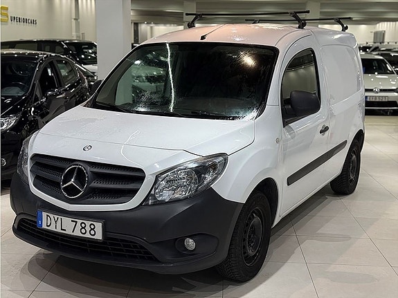 Mercedes-Benz Citan 109