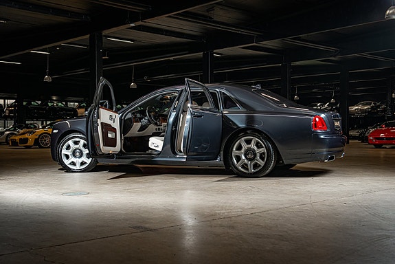 Rolls Royce Ghost 10 of 30