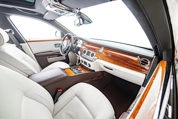 Rolls Royce Ghost 20 of 30